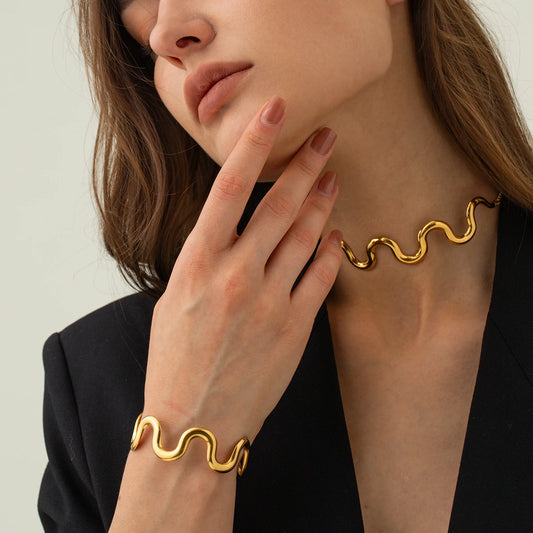 Collar Alunae