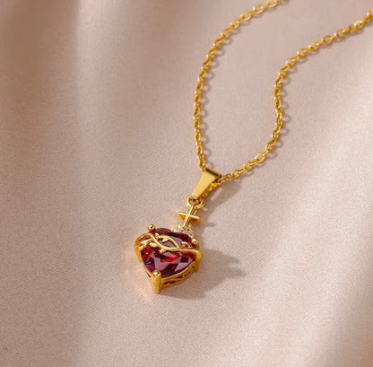 Collar cruz de corazón - Eterna Huella
