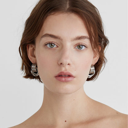 Pendientes Omrya