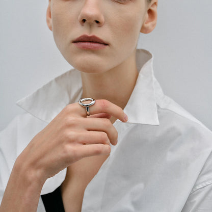 Anillo Nyvra