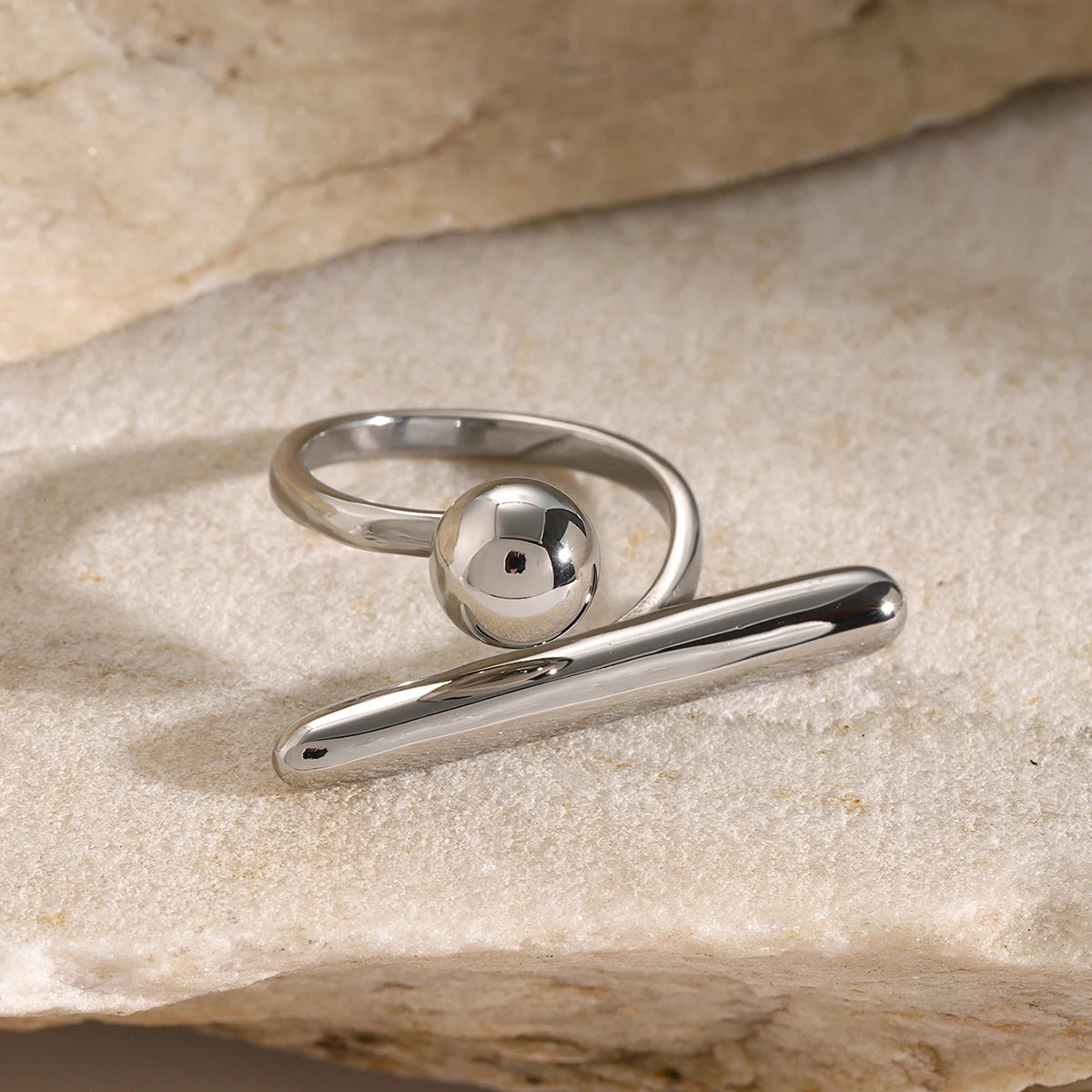 Anillo Kirethia