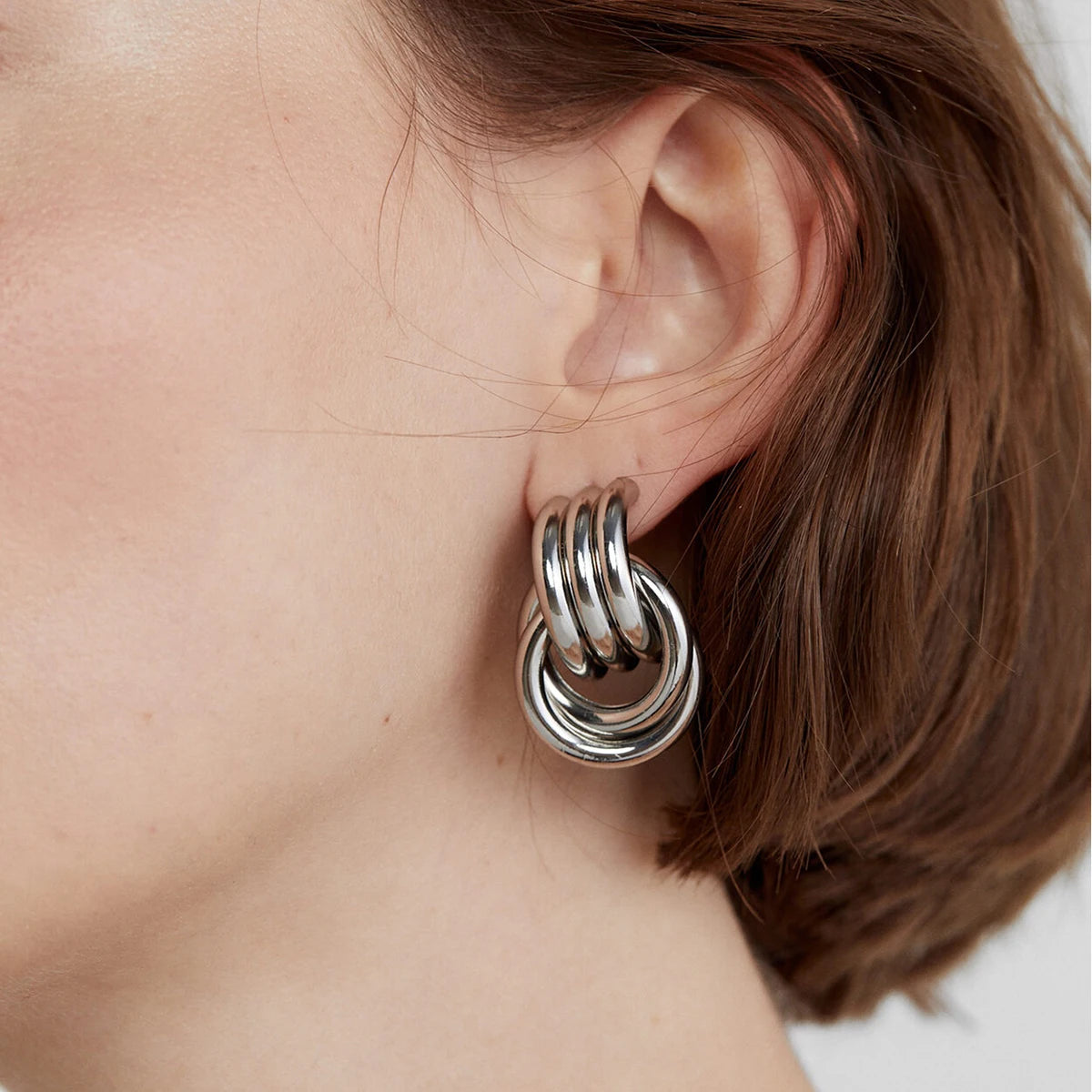 Pendientes Omrya