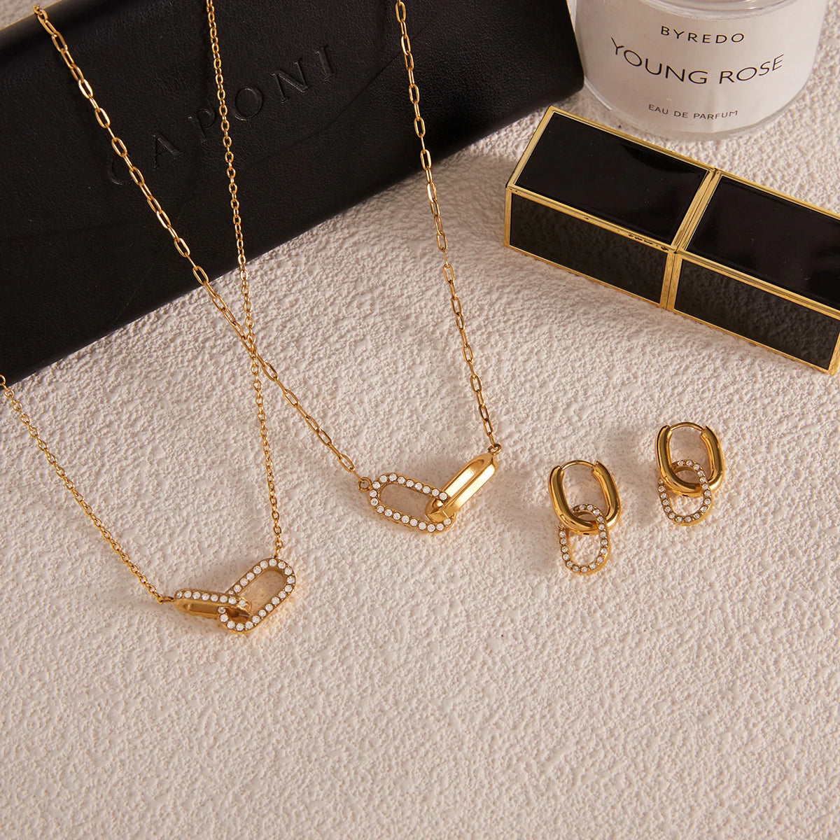 Collar Omira