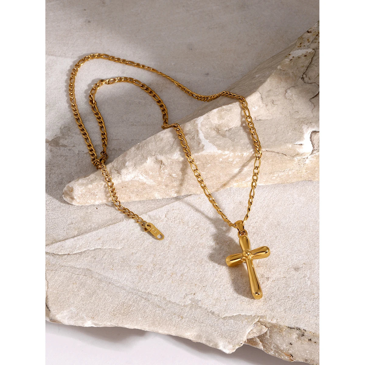 Collar Cruz Lyssara