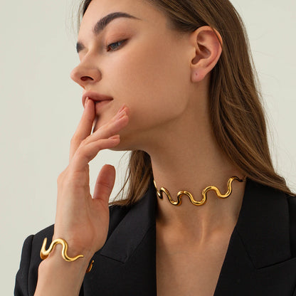 Collar Alunae