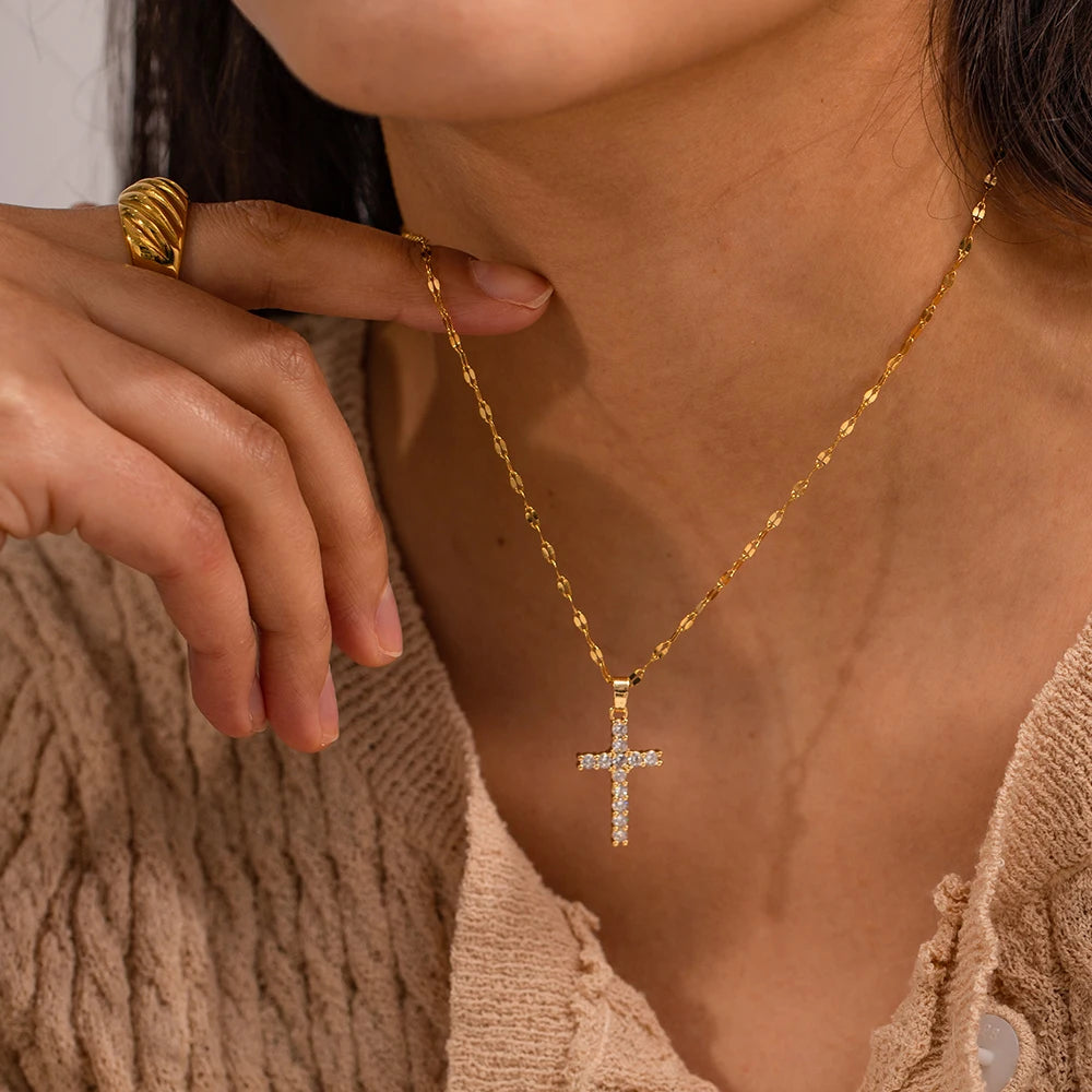 Collar Cruz Orlina