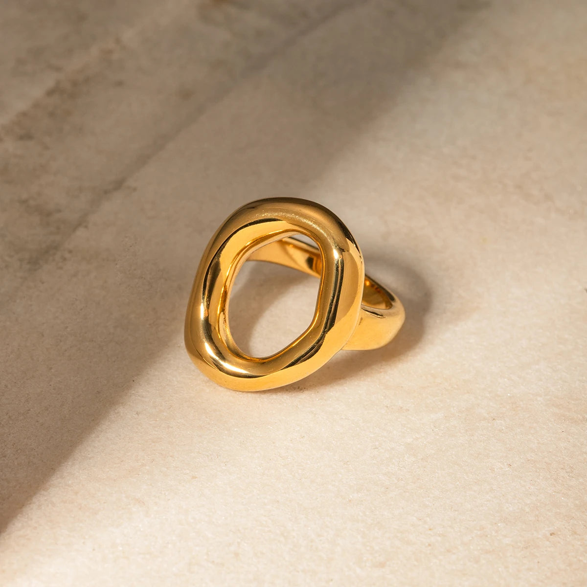 Anillo Nyvra
